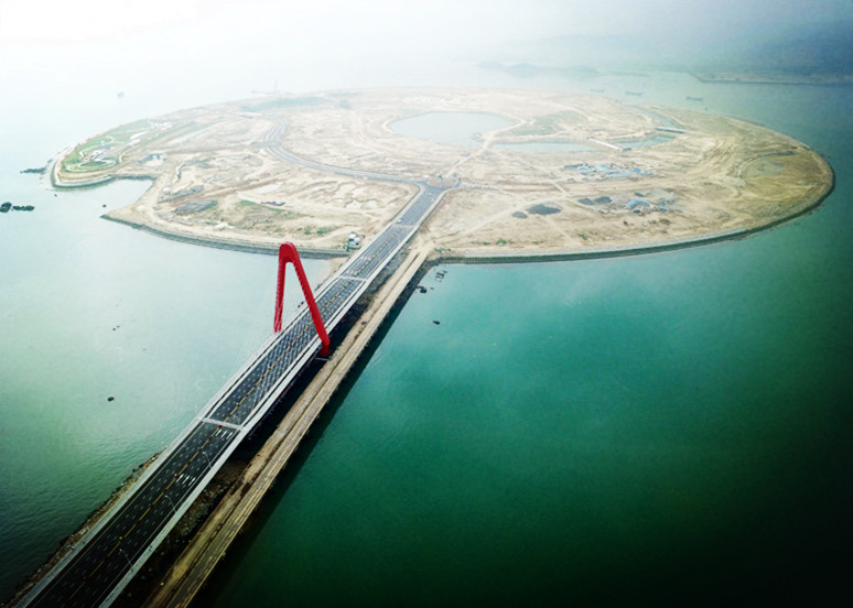 双鱼岛大桥建成通车