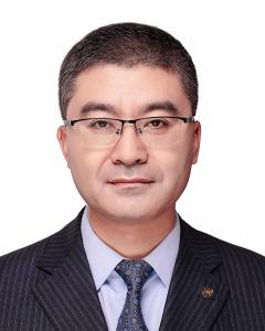 主任 张华